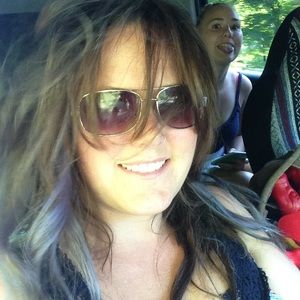 Meet your Posher, Deanna